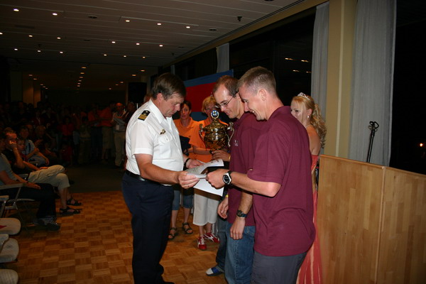 Die Siegerehrung der Internationalen Triathlon Militär Challenge wurde vom kommandierenden Admiral durchgeführt. Zur Freude aller gewann das JaboG 32  die Internationalen Militär Triathlon Challenge 2007...